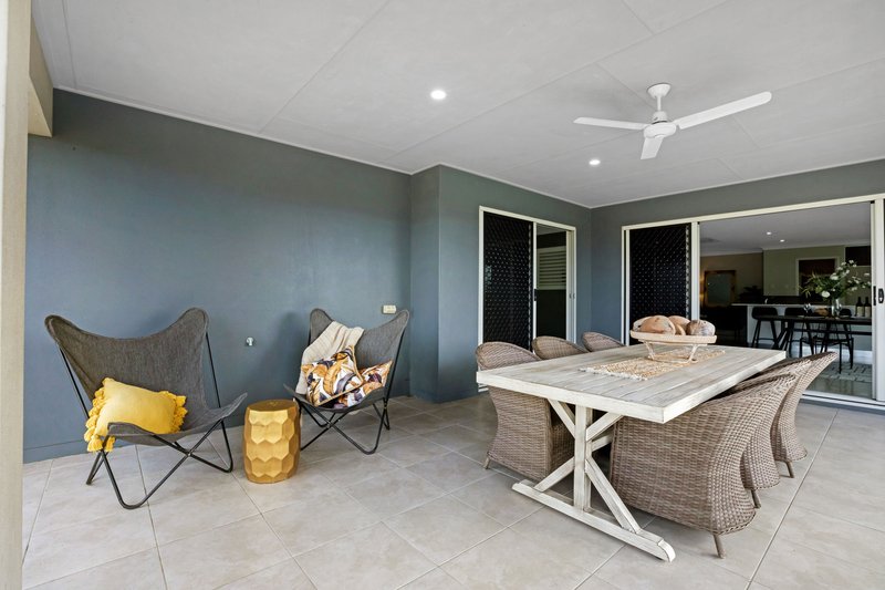 Photo - 1 Maryvale Circuit, Beaconsfield QLD 4740 - Image 17