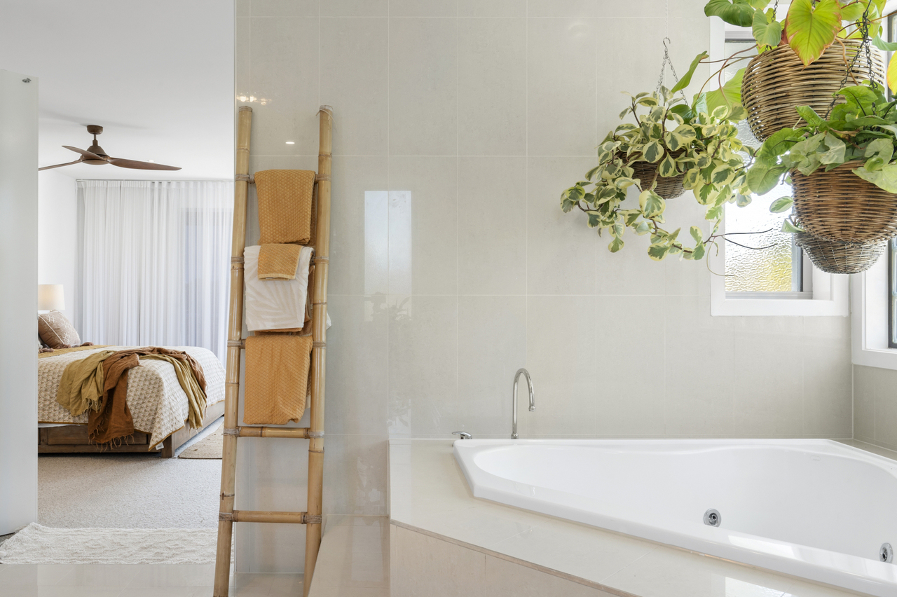 5-bedroom house at 1 Mascala Parade, Mermaid Waters, QLD 4218, Gold Coast, Queensland