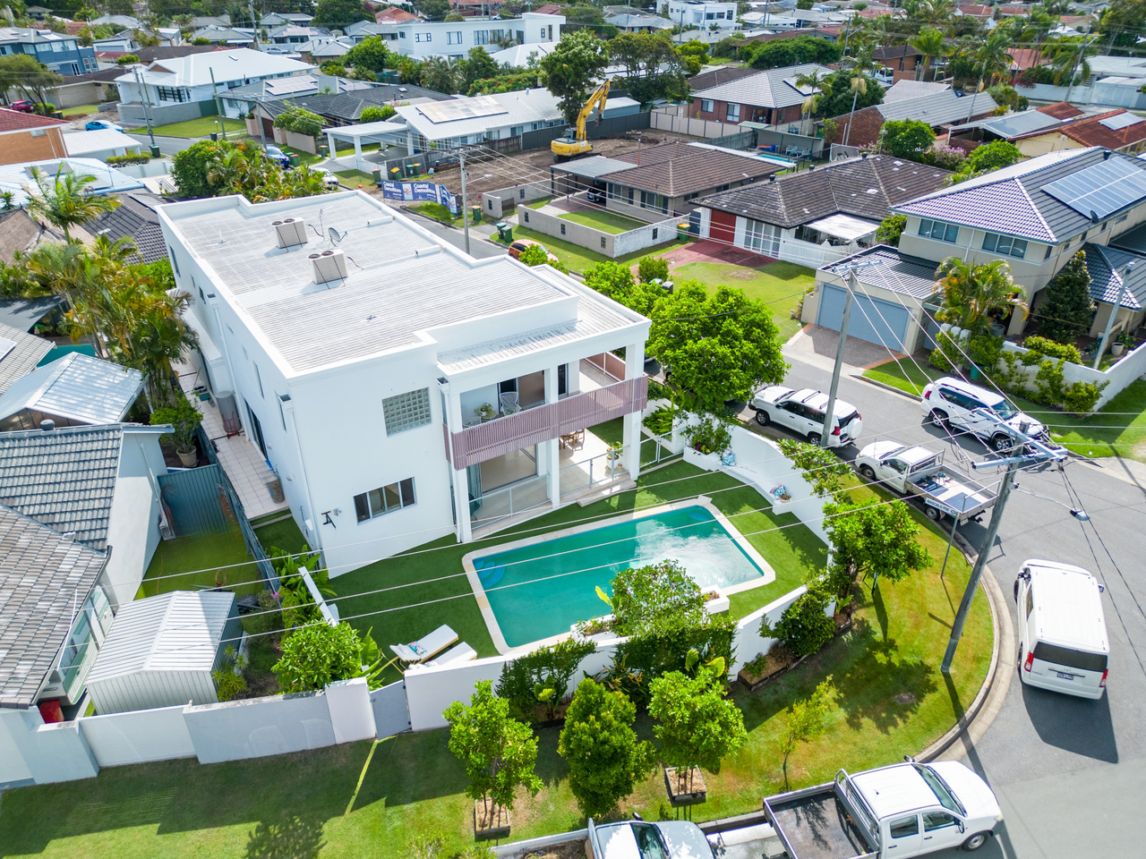 5-bedroom house at 1 Mascala Parade, Mermaid Waters, QLD 4218, Gold Coast, Queensland