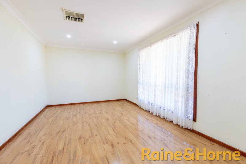 Photo - 1 Massie Street, Dubbo NSW 2830 - Image 4