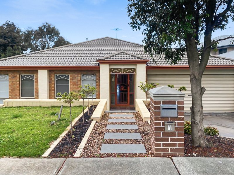 1 Max Drive, Berwick VIC 3806