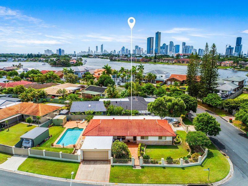 1 Mayra Court, Mermaid Waters QLD 4218