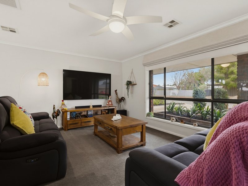 Photo - 1 Mccarthy Avenue, Morphett Vale SA 5162 - Image 3