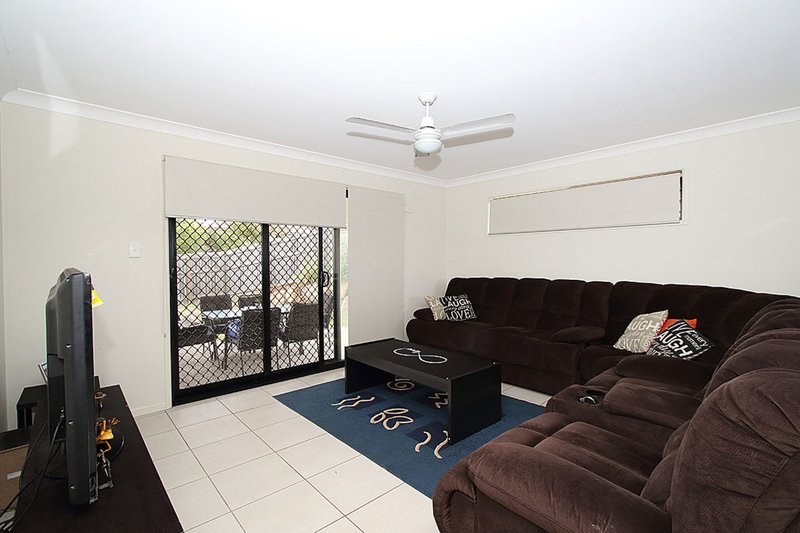 Photo - 1 Mcguigan Court, Goodna QLD 4300 - Image 3