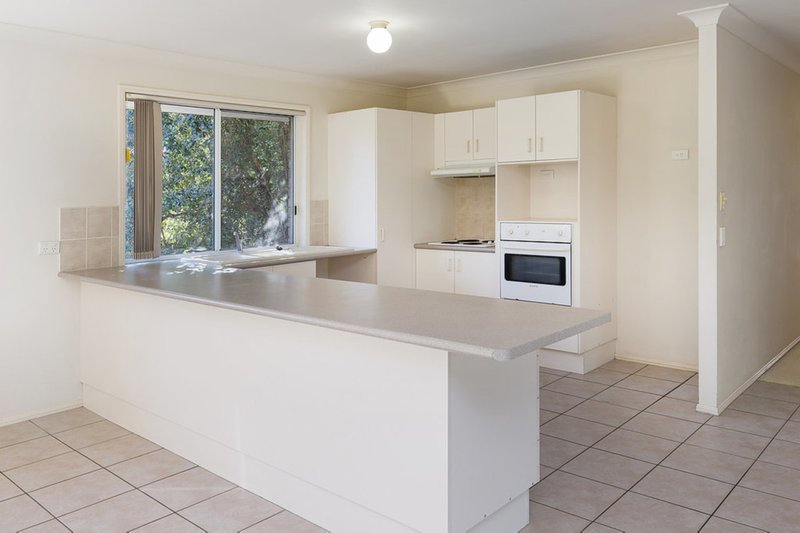 Photo - 1 Meadowvale Street, Oxenford QLD 4210 - Image 4