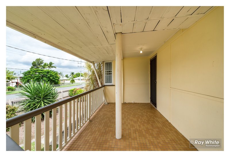 Photo - 1 Medcraf Street, Park Avenue QLD 4701 - Image 6