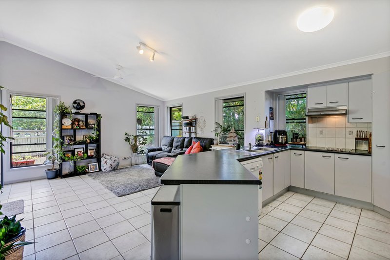 Photo - 1 Meisner Court, Mountain Creek QLD 4557 - Image 5