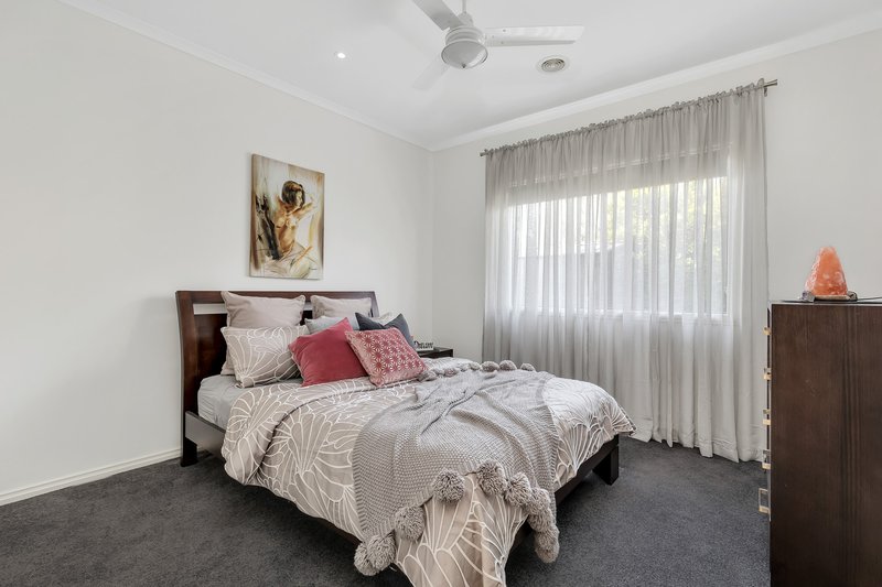 Photo - 1 Melpomene Boulevard, Tarneit VIC 3029 - Image 12