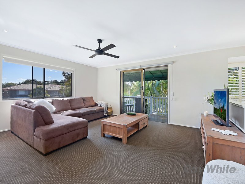 Photo - 1 Merino Street, Bracken Ridge QLD 4017 - Image 6