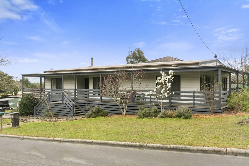 1 Merrigum Lane, Launching Place VIC 3139