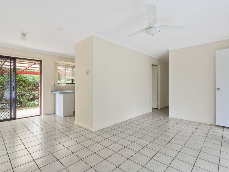 Photo - 1 Michel Court, Petrie QLD 4502 - Image 6