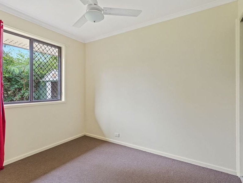 Photo - 1 Michel Court, Petrie QLD 4502 - Image 9