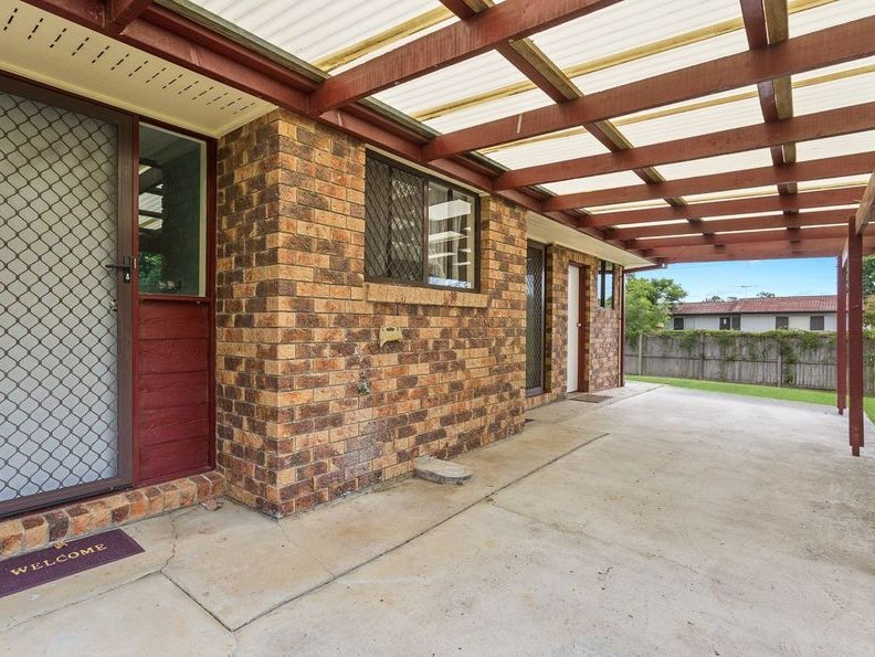 Photo - 1 Michel Court, Petrie QLD 4502 - Image 10