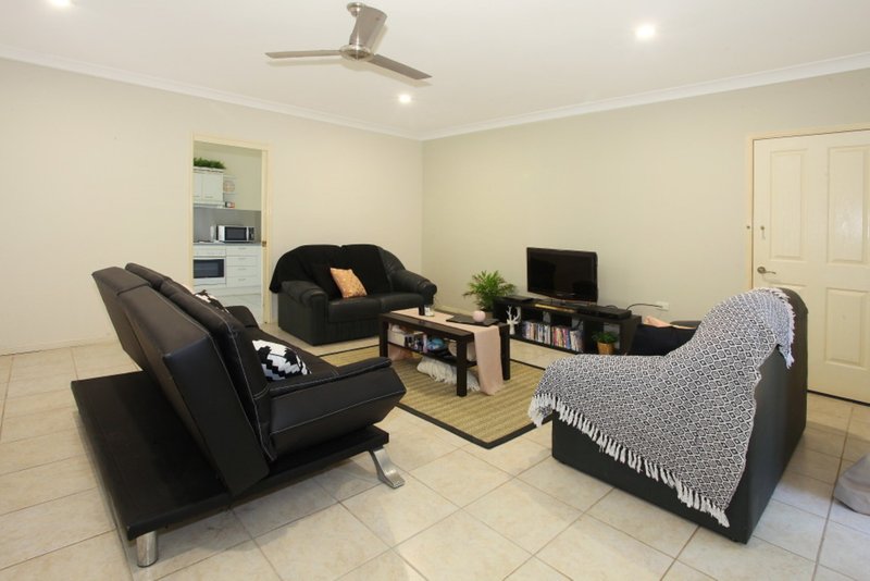 Photo - 1 Midgera Street, Ashmore QLD 4214 - Image 17