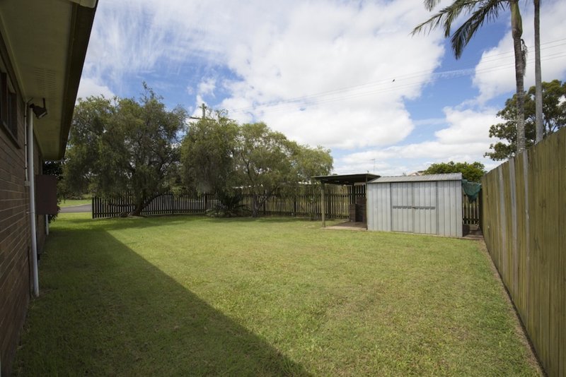 Photo - 1 Midgley Court, Bundaberg East QLD 4670 - Image 3