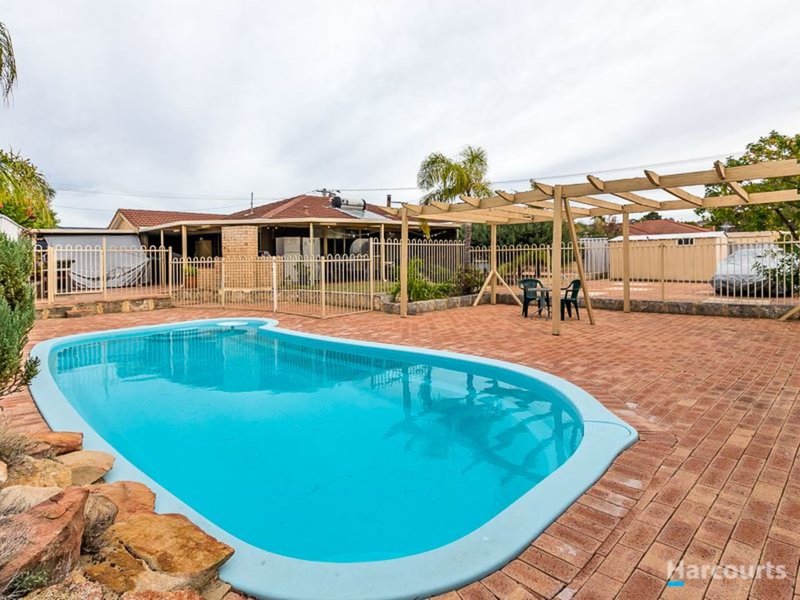 1 Millbrook Grove, Beldon WA 6027