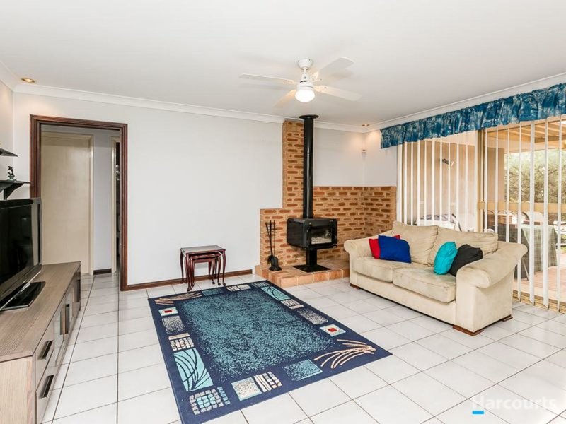 Photo - 1 Millbrook Grove, Beldon WA 6027 - Image 6