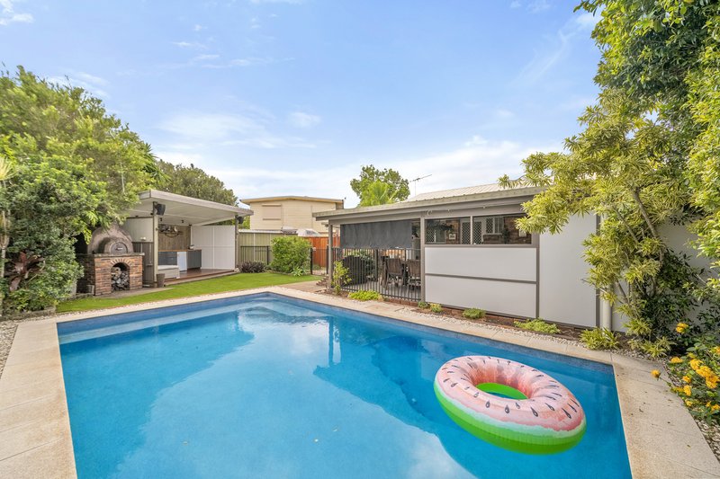 Photo - 1 Millford Court, Kippa-Ring QLD 4021 - Image 1