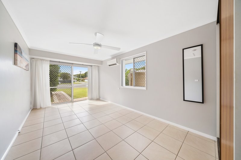 Photo - 1 Millford Court, Kippa-Ring QLD 4021 - Image 16