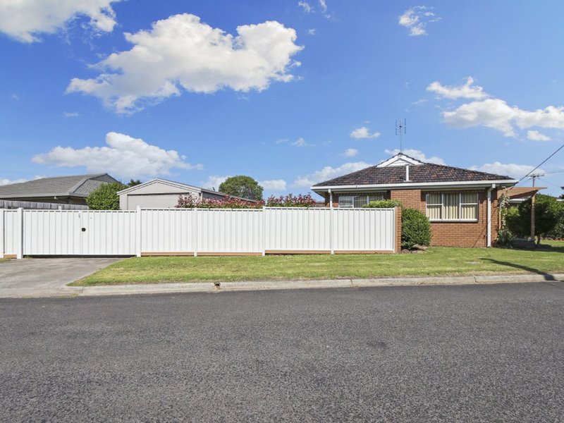 Photo - 1 Milton Avenue, Paynesville VIC 3880 - Image 10