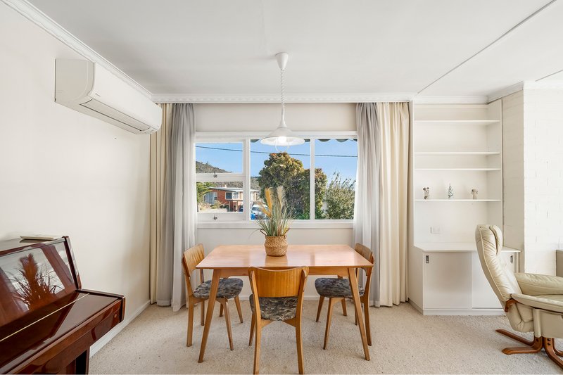 Photo - 1 Mimosa Court, Berriedale TAS 7011 - Image 7