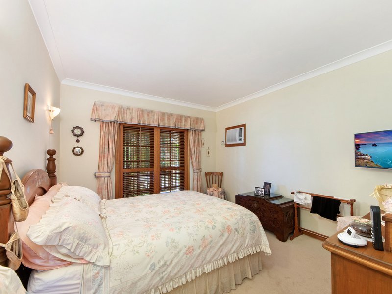 Photo - 1 Mitaro Rise, Pacific Pines QLD 4211 - Image 13