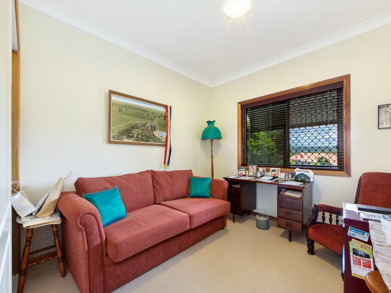 Photo - 1 Mitaro Rise, Pacific Pines QLD 4211 - Image 16