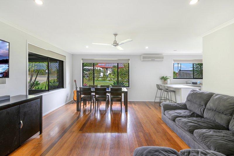 Photo - 1 Mitchell Avenue, Molendinar QLD 4214 - Image 3