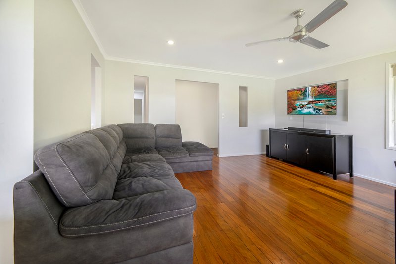 Photo - 1 Mitchell Avenue, Molendinar QLD 4214 - Image 4