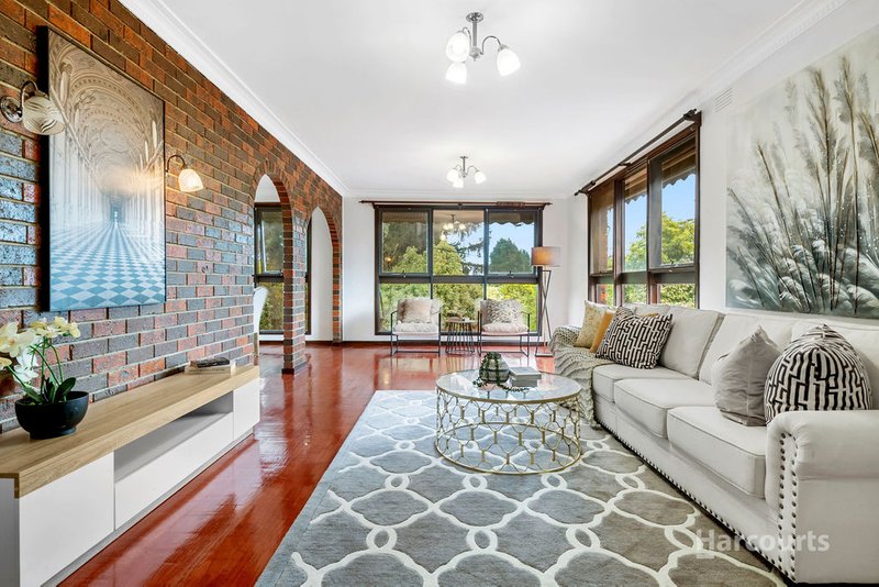 Photo - 1 Monaro Court, Vermont South VIC 3133 - Image 1