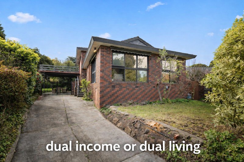 Photo - 1 Monaro Court, Vermont South VIC 3133 - Image 2