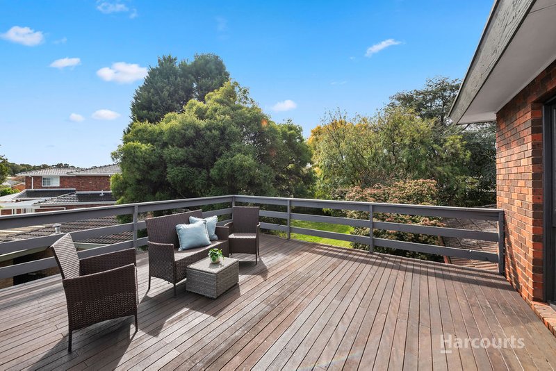 Photo - 1 Monaro Court, Vermont South VIC 3133 - Image 4