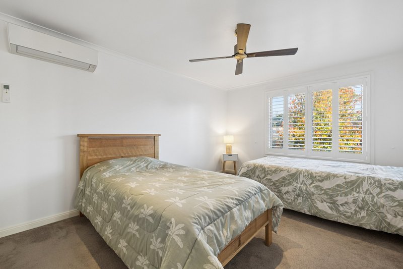 Photo - 1 Montpellier Drive, Werribee VIC 3030 - Image 17