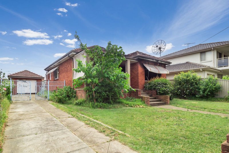 1 Montrose Avenue, Merrylands NSW 2160