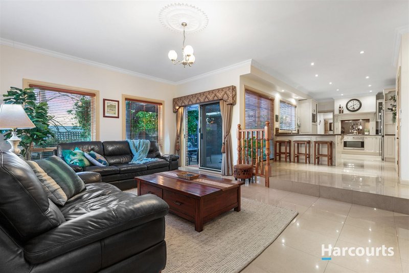 Photo - 1 Moonlight Drive, Lysterfield VIC 3156 - Image 10