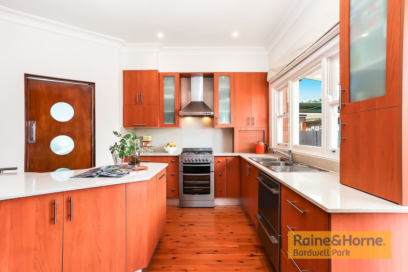 Photo - 1 Moore Street, Bardwell Park NSW 2207 - Image 6