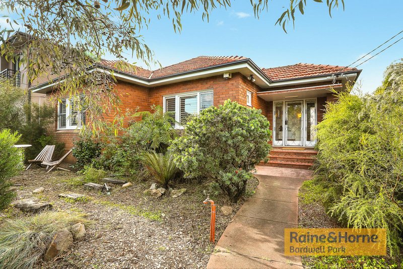 Photo - 1 Moore Street, Bardwell Park NSW 2207 - Image 9