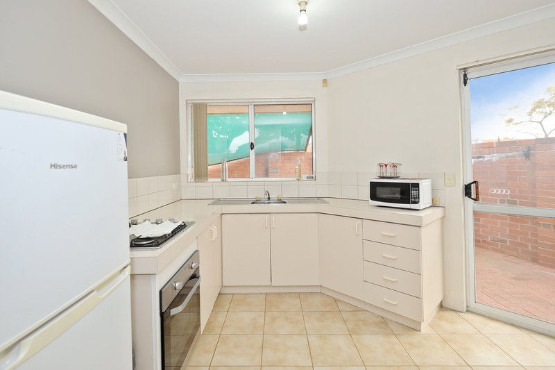 Photo - 1 Moore Street, Dianella WA 6059 - Image 2