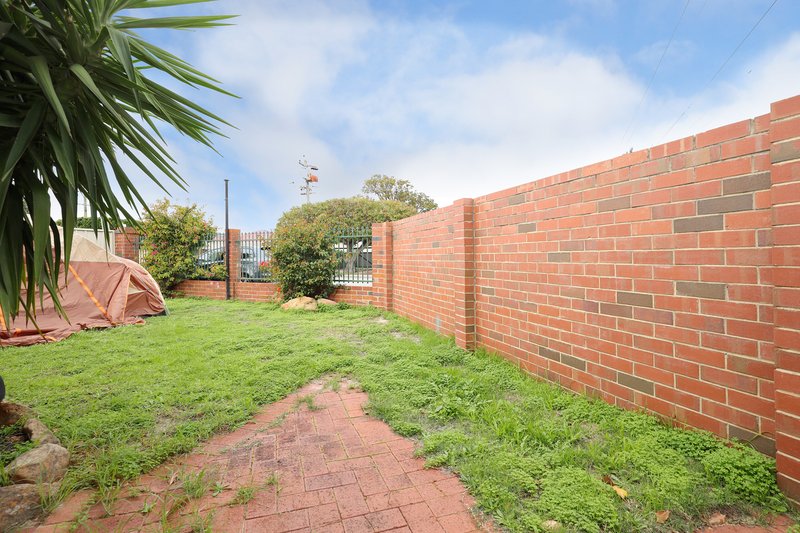 Photo - 1 Moore Street, Dianella WA 6059 - Image 16