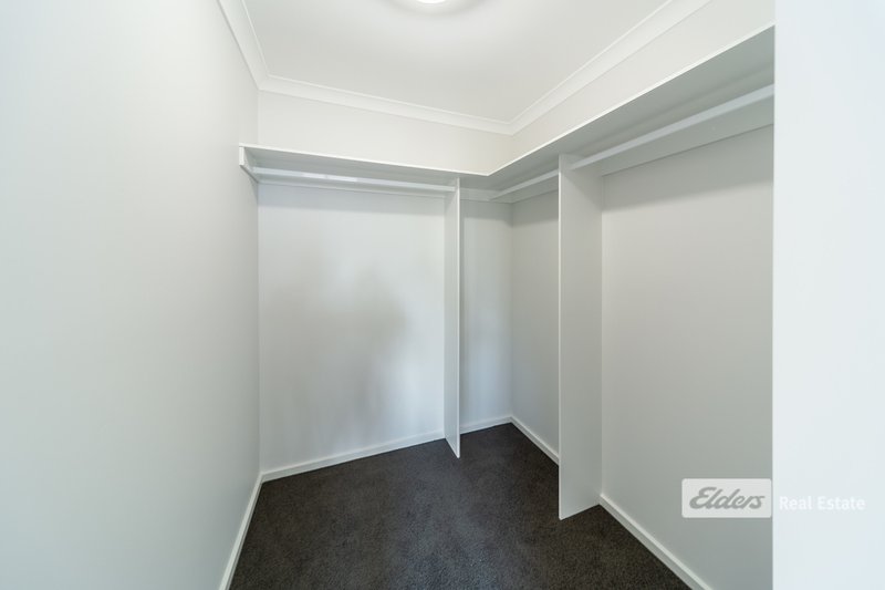 Photo - 1 Morecroft Rise, Eagle Point VIC 3878 - Image 10