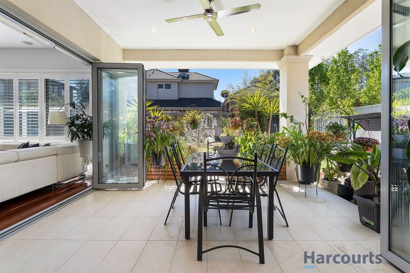 Photo - 1 Morocco Court, Glen Waverley VIC 3150 - Image 10