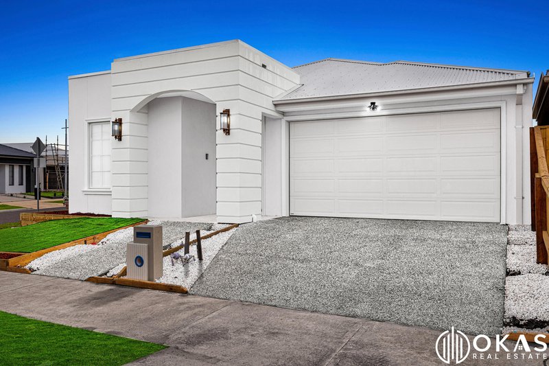 Photo - 1 Mossiface Drive, Tarneit VIC 3029 - Image 1