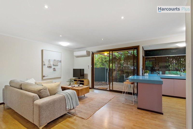 Photo - 1 Moth Court, Hallett Cove SA 5158 - Image 9