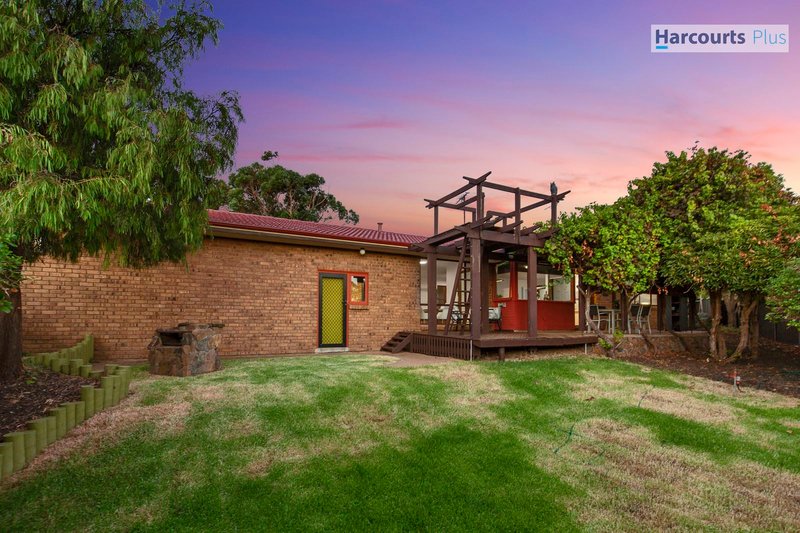 Photo - 1 Moth Court, Hallett Cove SA 5158 - Image 20