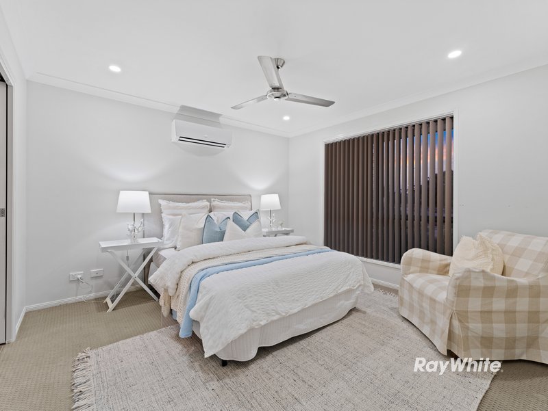 Photo - 1 Mount Ballow Street, Park Ridge QLD 4125 - Image 9