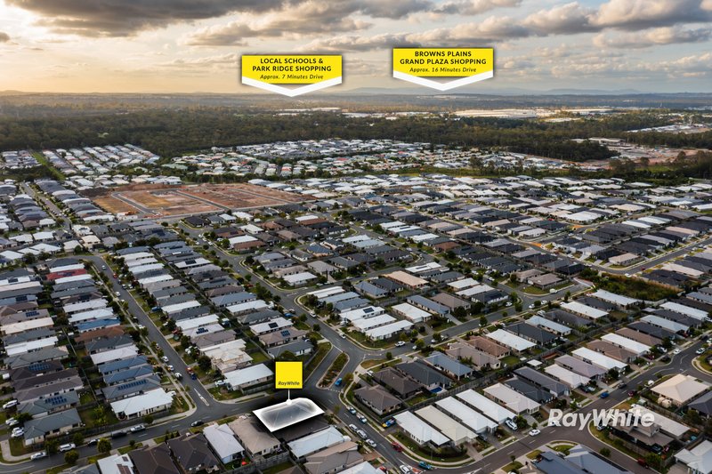 Photo - 1 Mount Ballow Street, Park Ridge QLD 4125 - Image 17