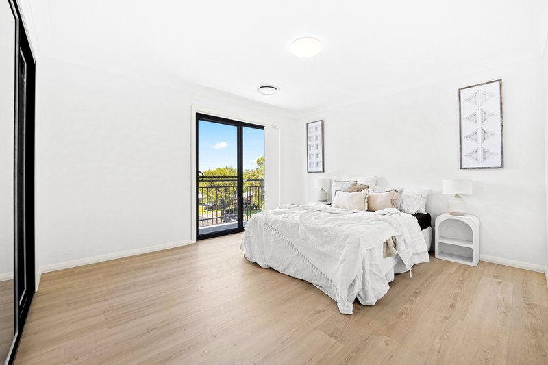 Photo - 1 Mount Close, Cranebrook NSW 2749 - Image 11