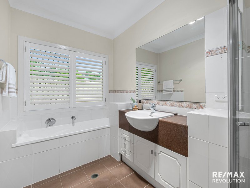 Photo - 1 Mozart Place, Mackenzie QLD 4156 - Image 15