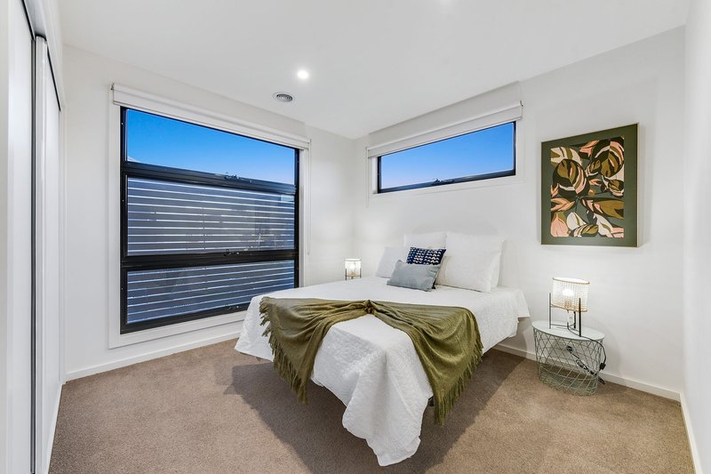 Photo - 1 Mulberry Grove, Keysborough VIC 3173 - Image 11