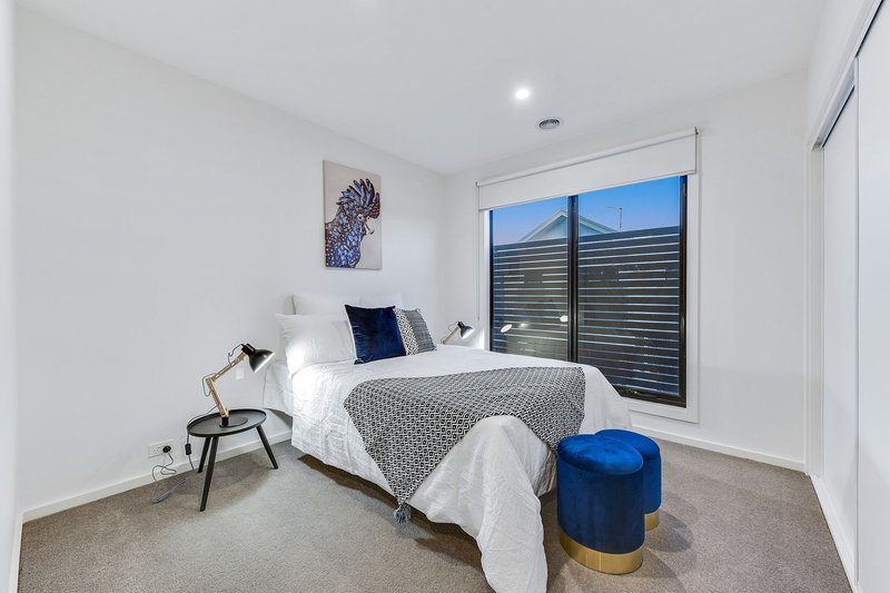 Photo - 1 Mulberry Grove, Keysborough VIC 3173 - Image 12